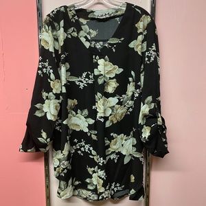 Sweet Floral Blouse - Plus Size - 2X